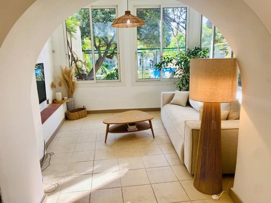 Rez De Jusqu A 6 Personnes Appartement Hyères