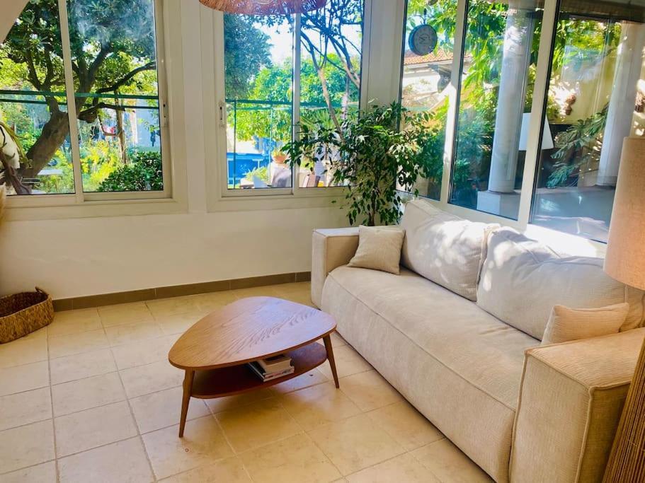 Appartement Rez De Jusqu A 6 Personnes *